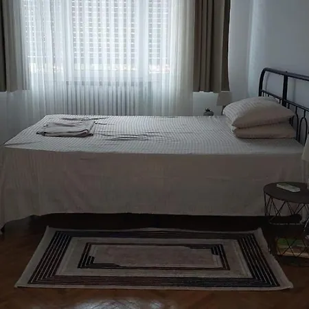 Daire Ap12a Piata Romana Bükreş