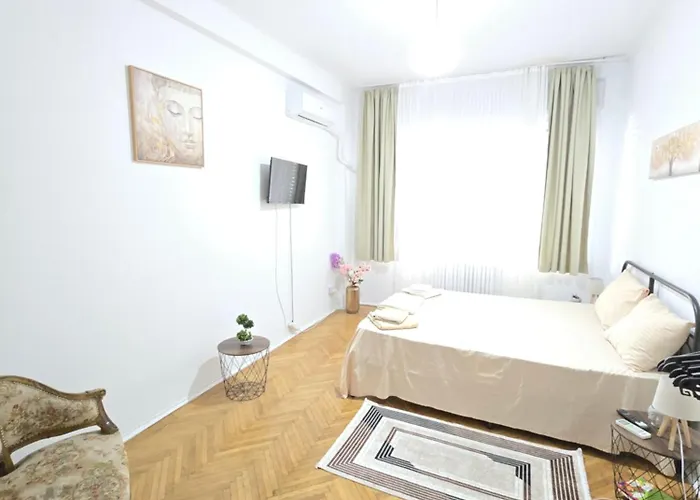 Апартаменти Ap12a Piata Romana *