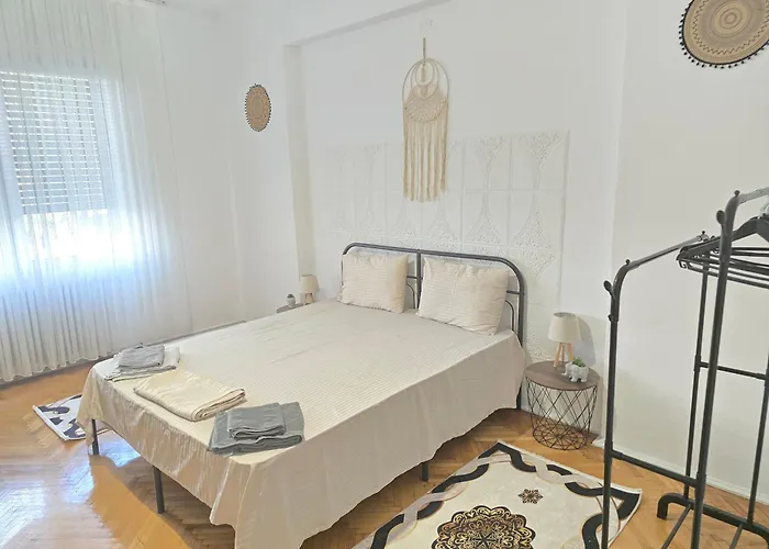 Ap12a Piata Romana Lejlighed Bukarest